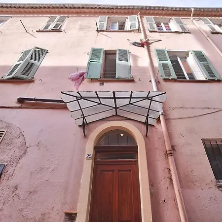 Apartment Dans Le Vieux Nizza
